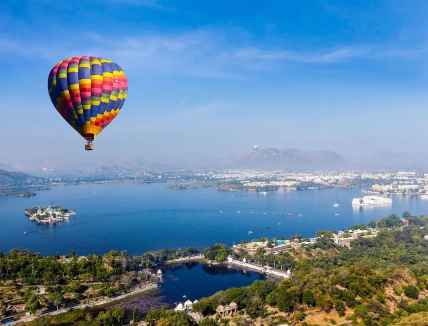 Hot Air Balloon Romantic Things To Do in Udaipur