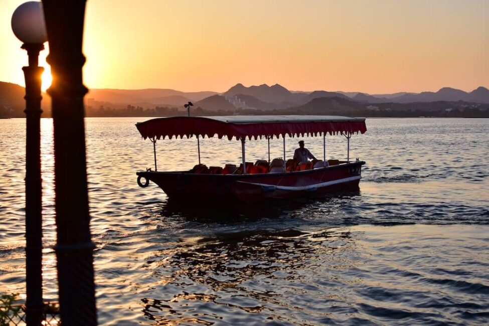 Lake Pichola Boat Trip Romantic Places in Udaipur