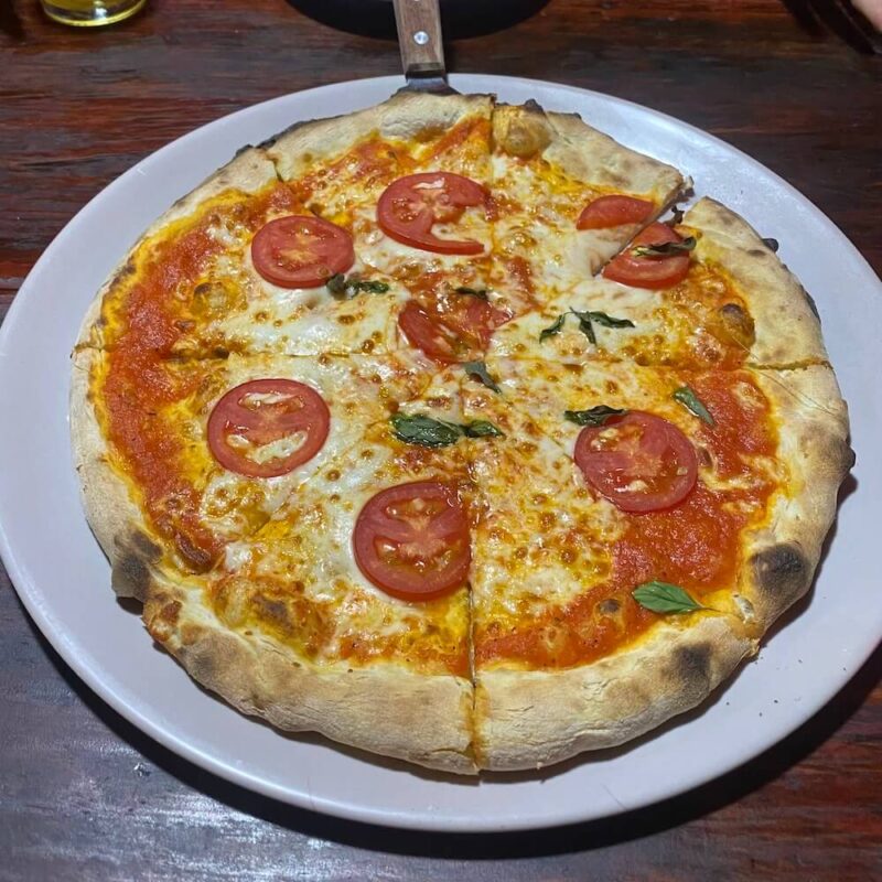 Pizza from Pizzeria el Callejon