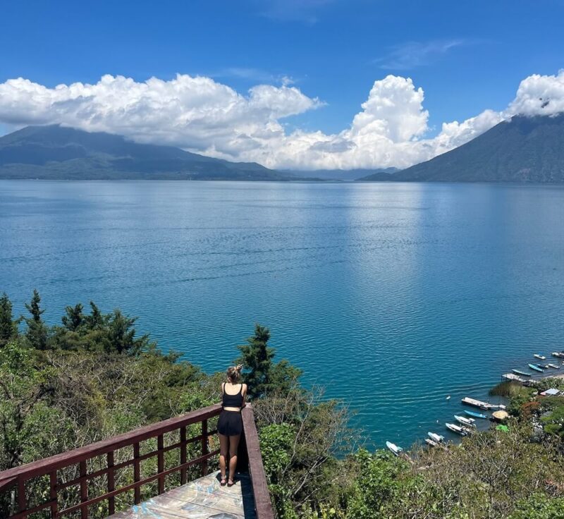 Is it safe to swim in Lake Atitlan?