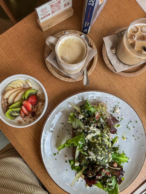 Noshi Cafe for Breakfast in Porto