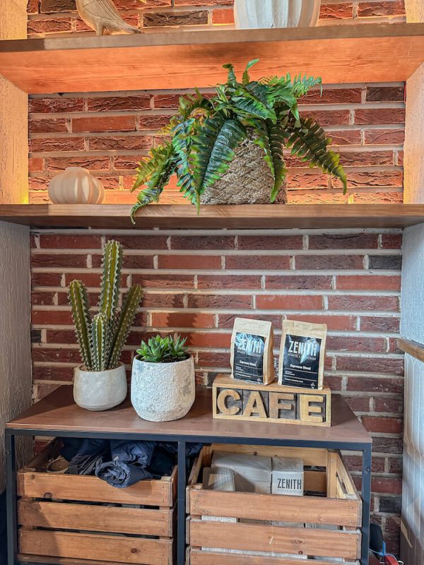 Best Cafe in Porto for Brunch: Zenith