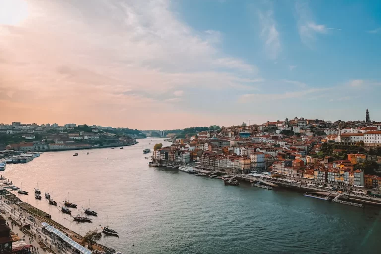 Jardim do Morro Sunset in Porto: Ultimate Travel Guide