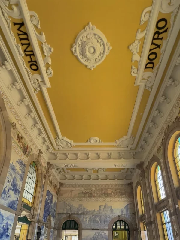 4 Days in Porto: Sao Bento Station
