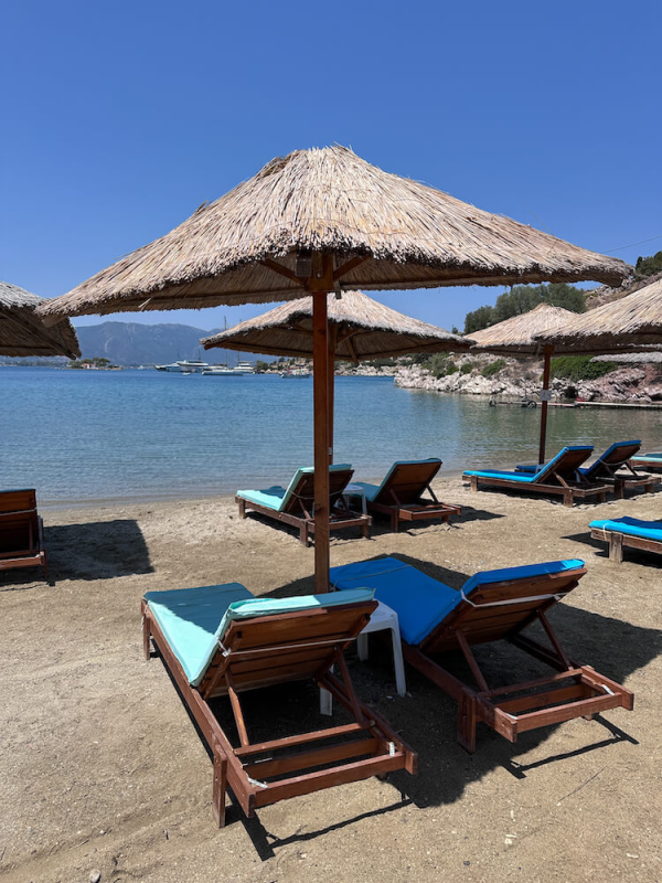 Best Poros Beaches Travel Guide