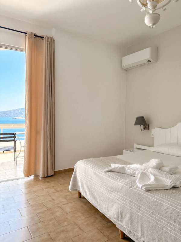 Poros Accommodation: Panorama Apartments