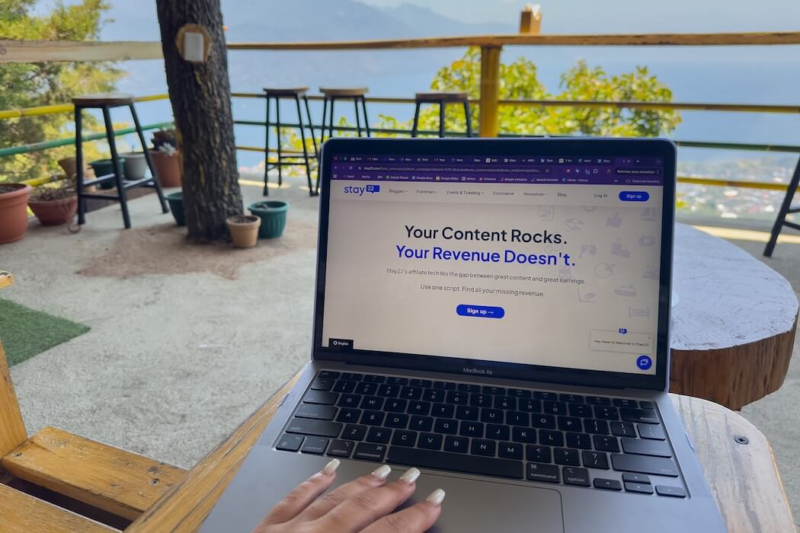Stay22 Review: Is it worth it for small travel bloggers?