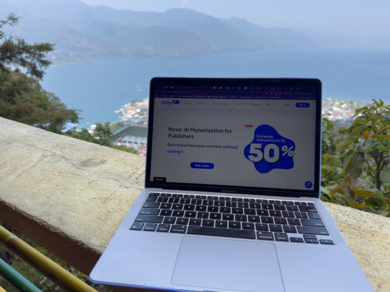 Affiliate marketing for travel bloggers: Stay22 Nova