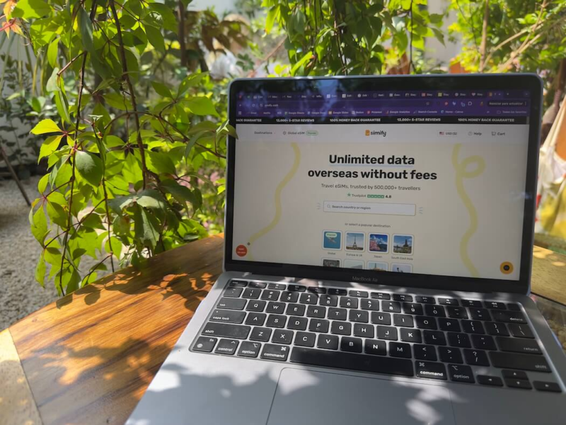 Best esim for travel: Simify